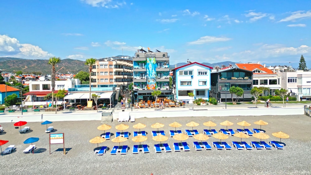 YASEMIN HOTEL 32/39