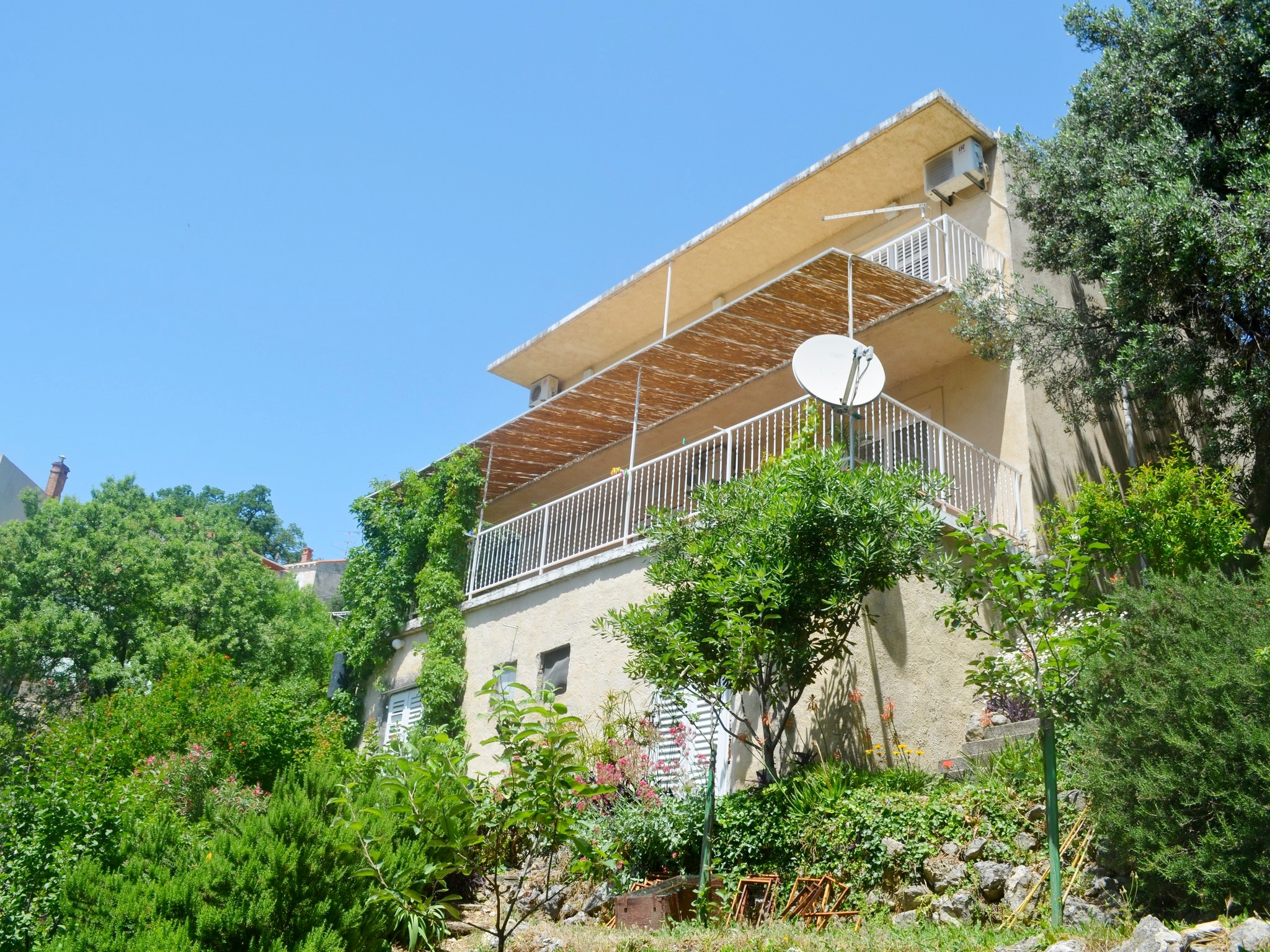 Apartments Martiva 3/42