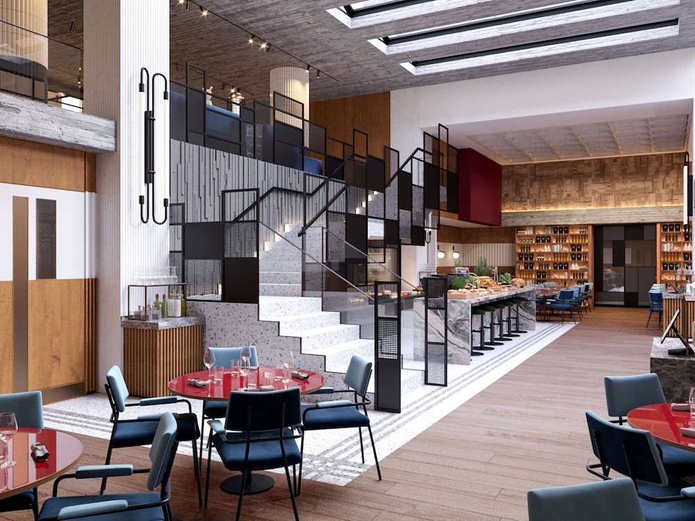 TRIBE Paris Pantin 30/50