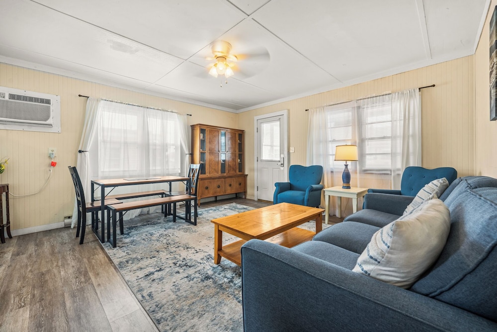 Oceanside Court By Kees Vacations 47/65