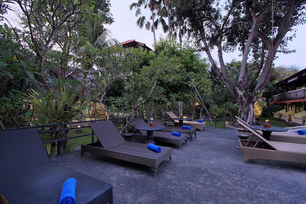 The Taman Ayu 42/50