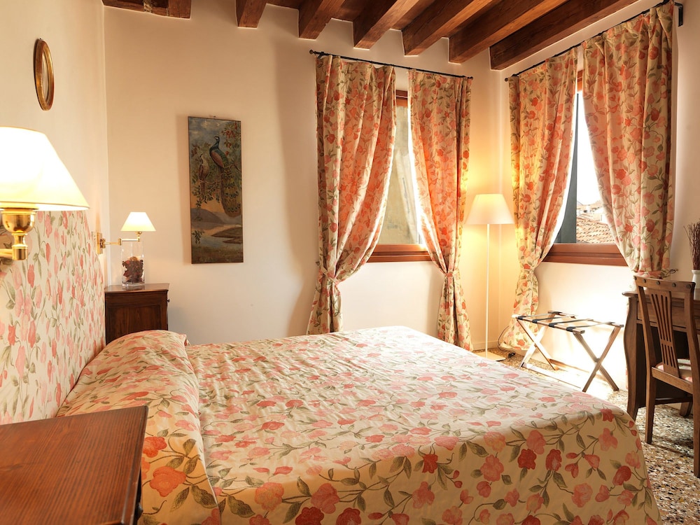 Locanda Ai Santi Apostoli 17/50