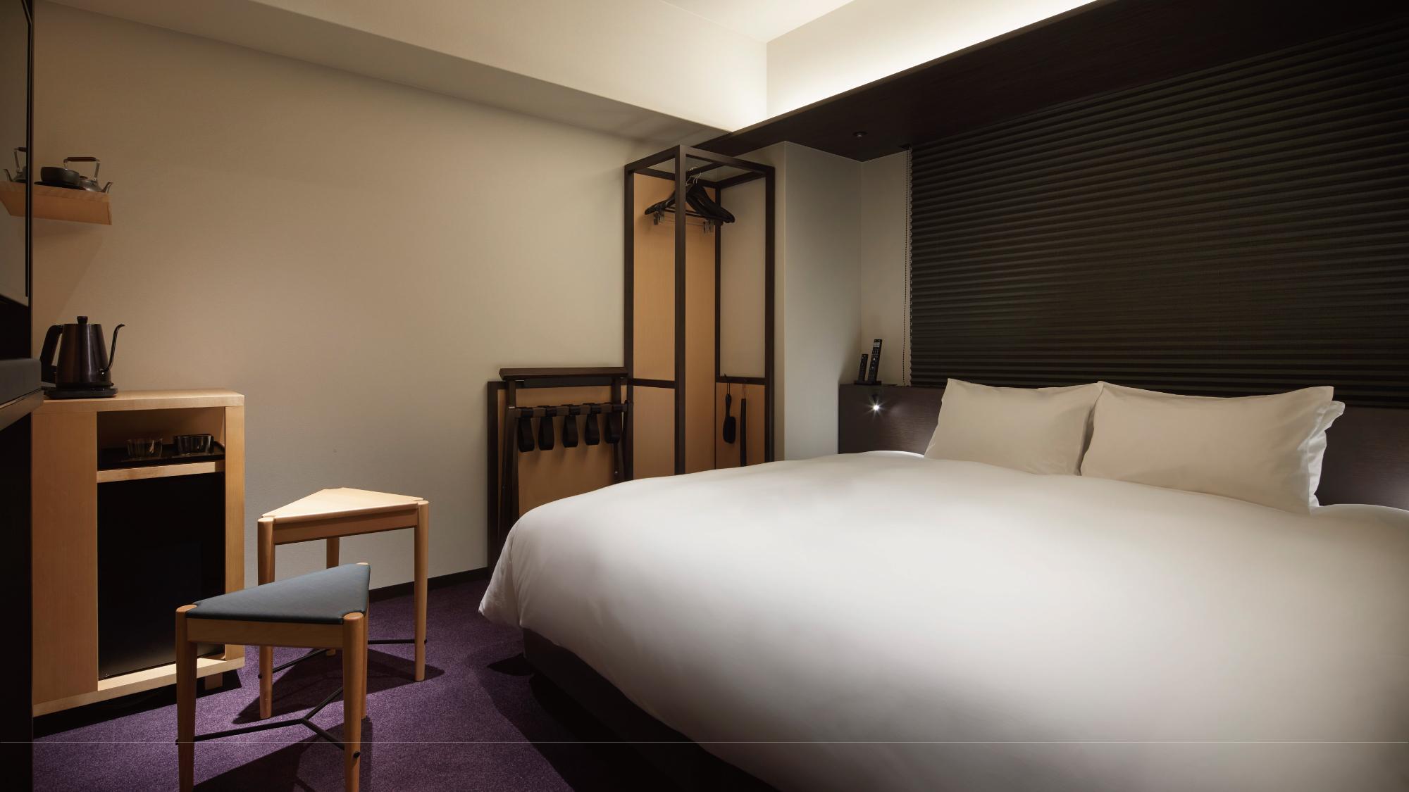 Deluxe, King Bed, No View