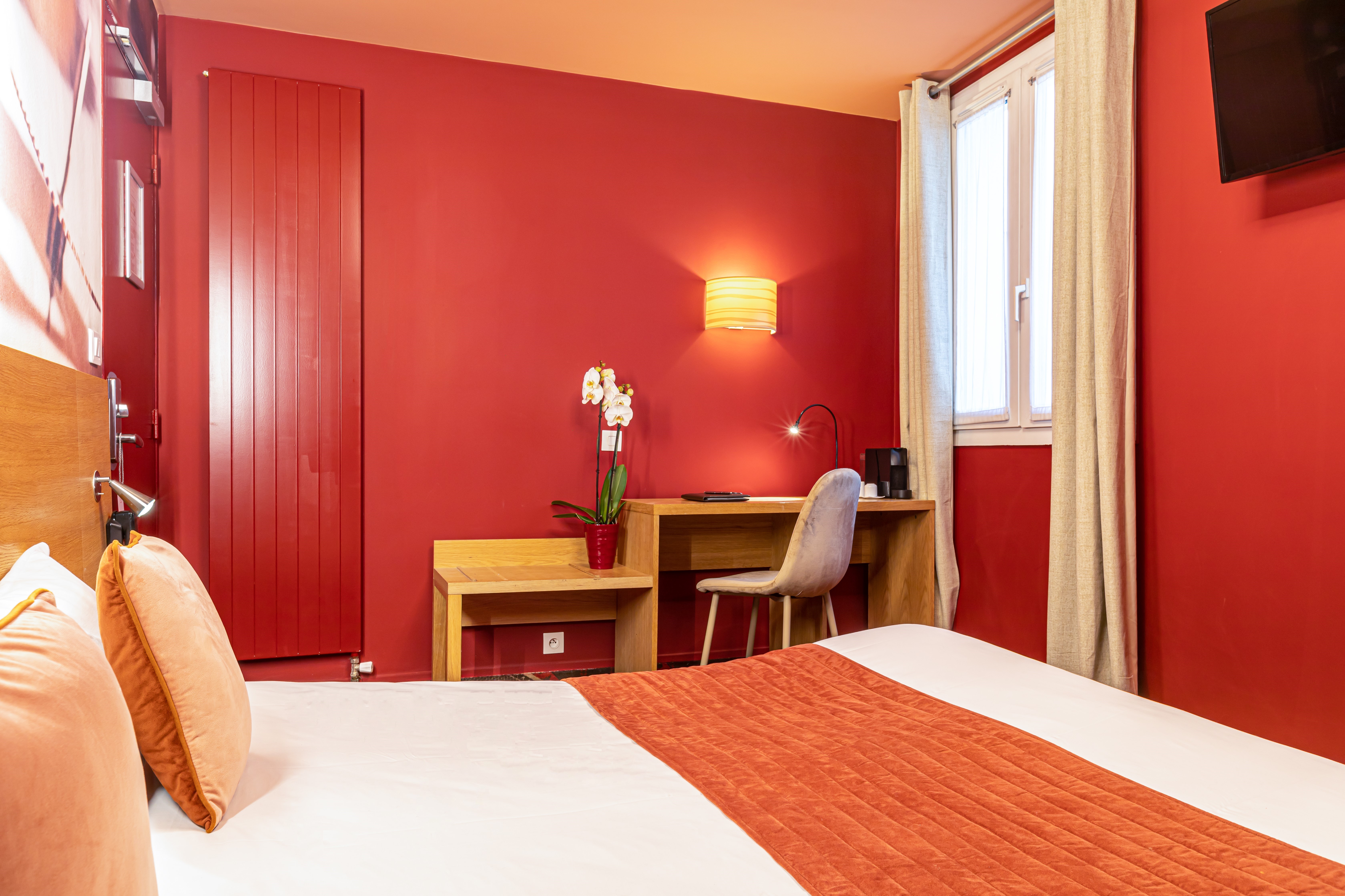 SUPERIOR, DOUBLE BED