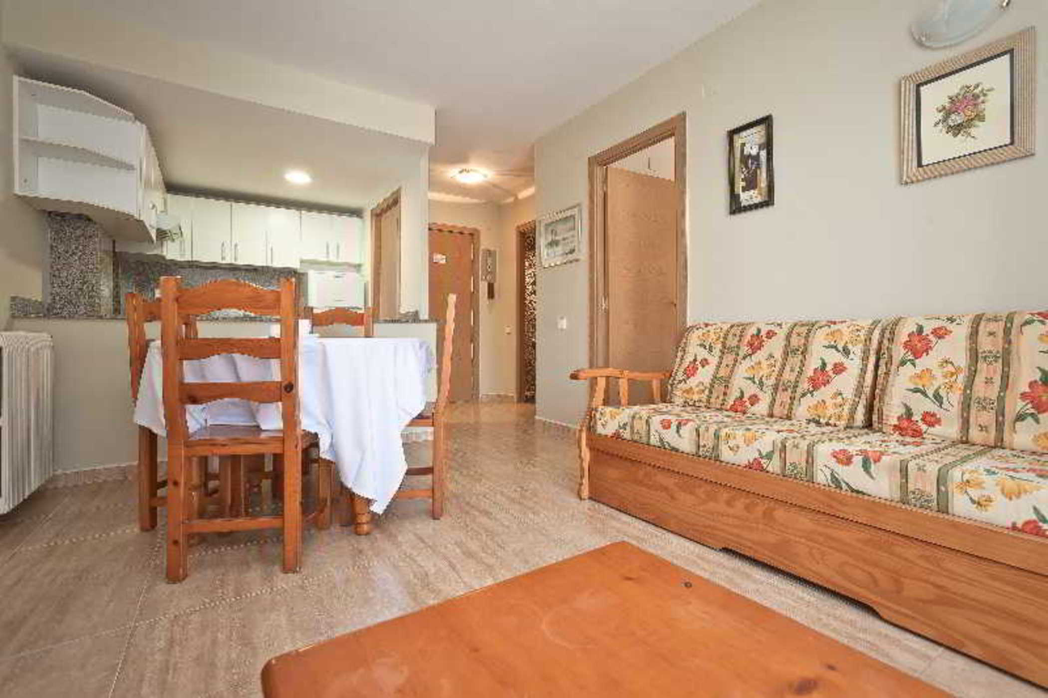1 Bedroom, Apartment