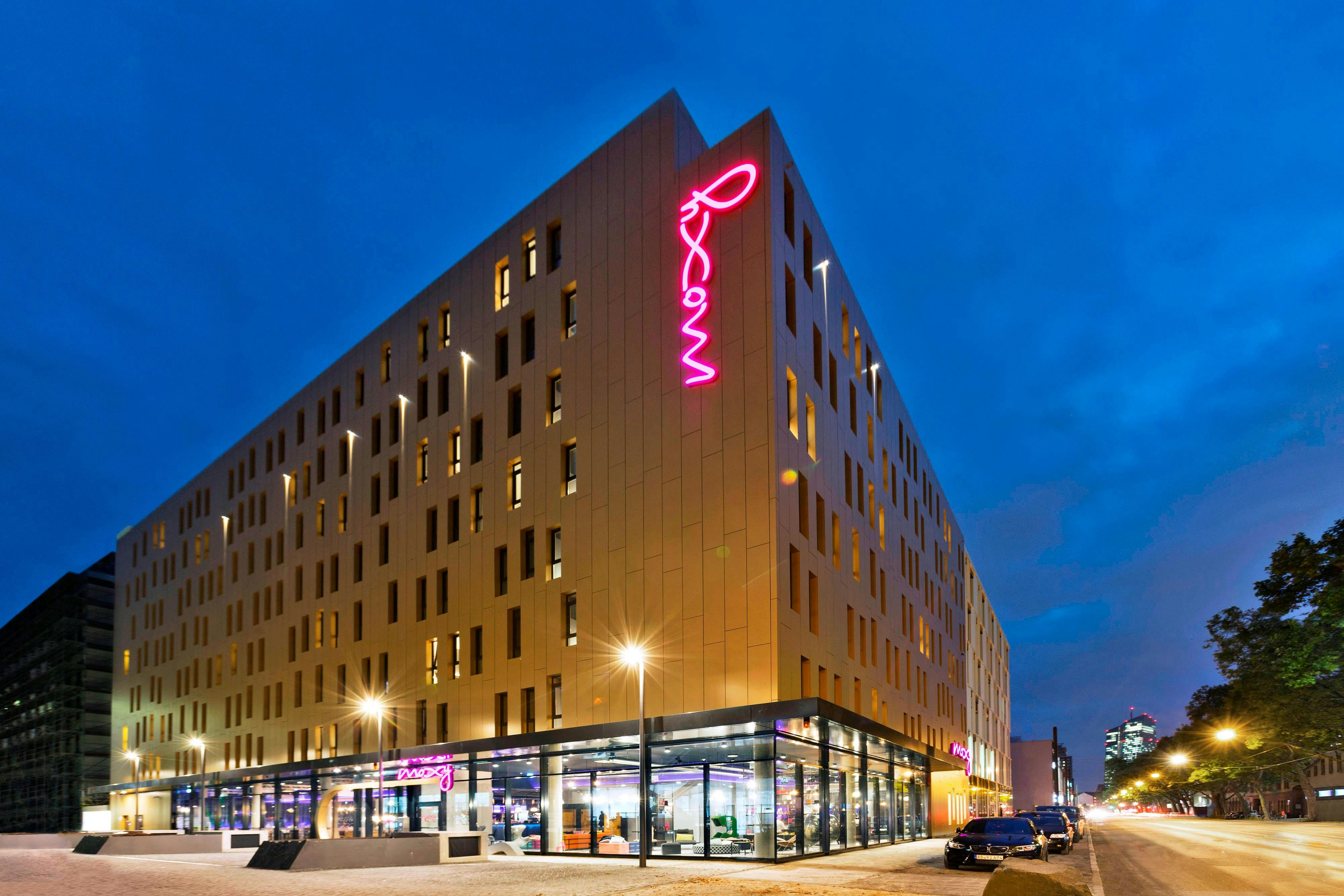 Moxy Frankfurt East 2/54