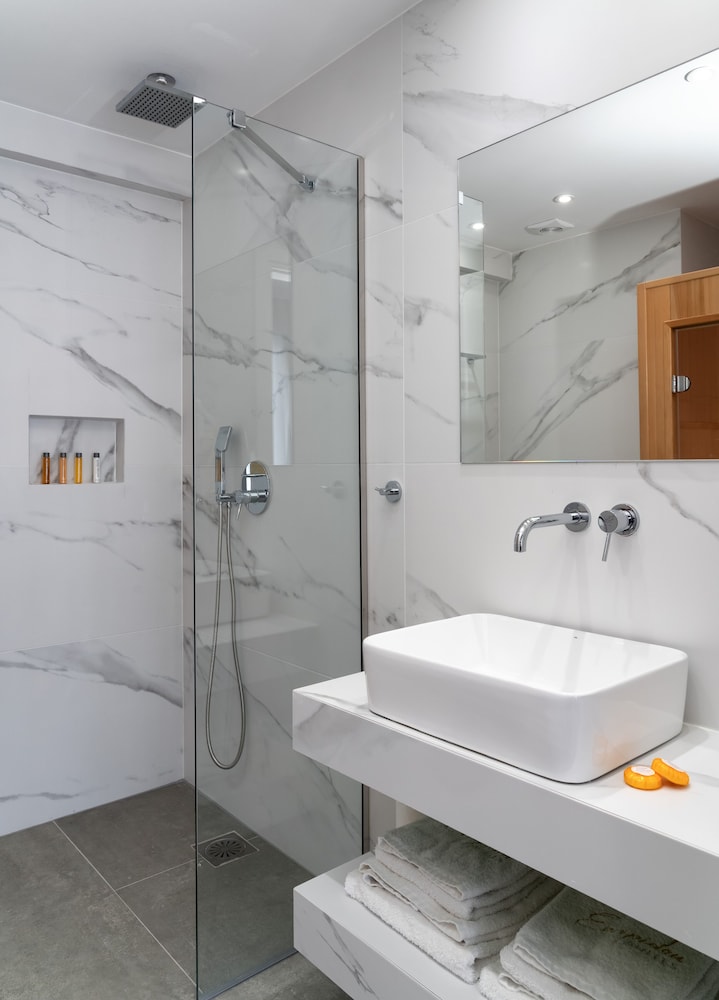 Evripidou Suites 41/50
