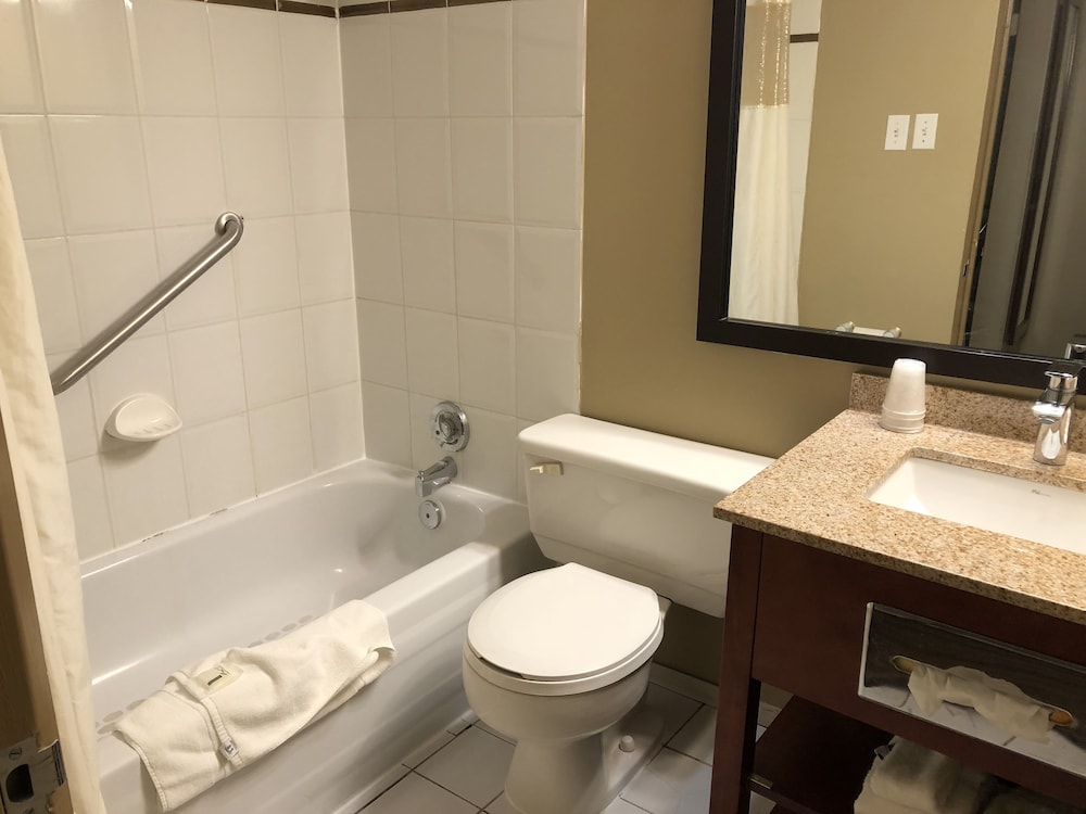 غرفة بسرير كينج، Days Inn by Wyndham Terrace 5/7