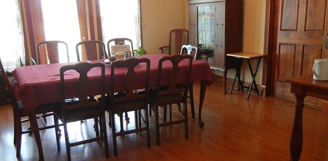 The Feathered Star Bed and Breakfast 13/16