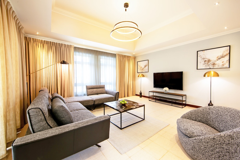 Dubai Creek Club Villas 13/36