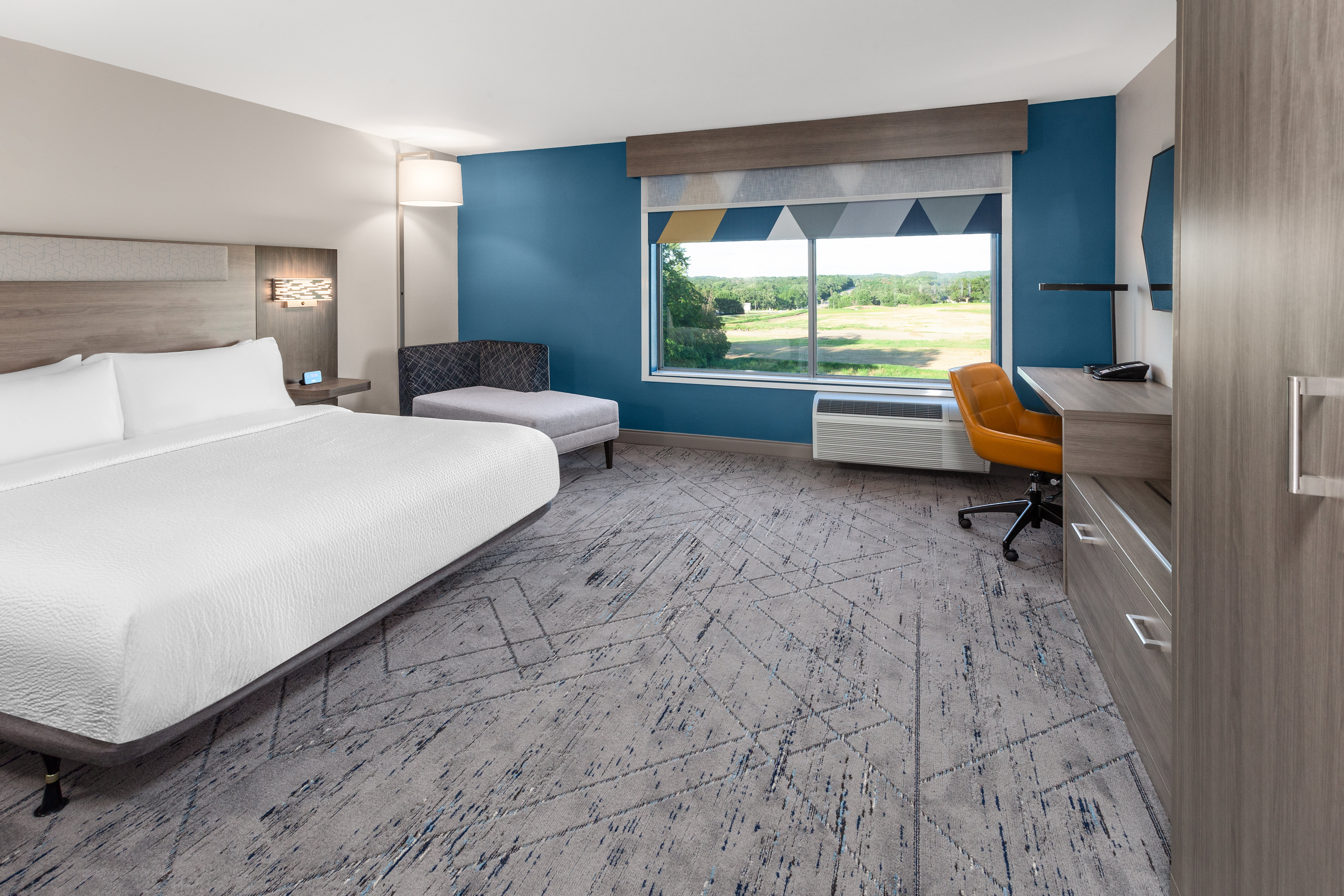 Holiday Inn Express & Suites Reedsburg - Dells Area 25/64