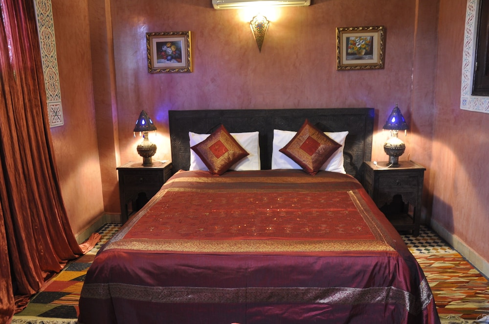 Elambra, Superior, Double Bed