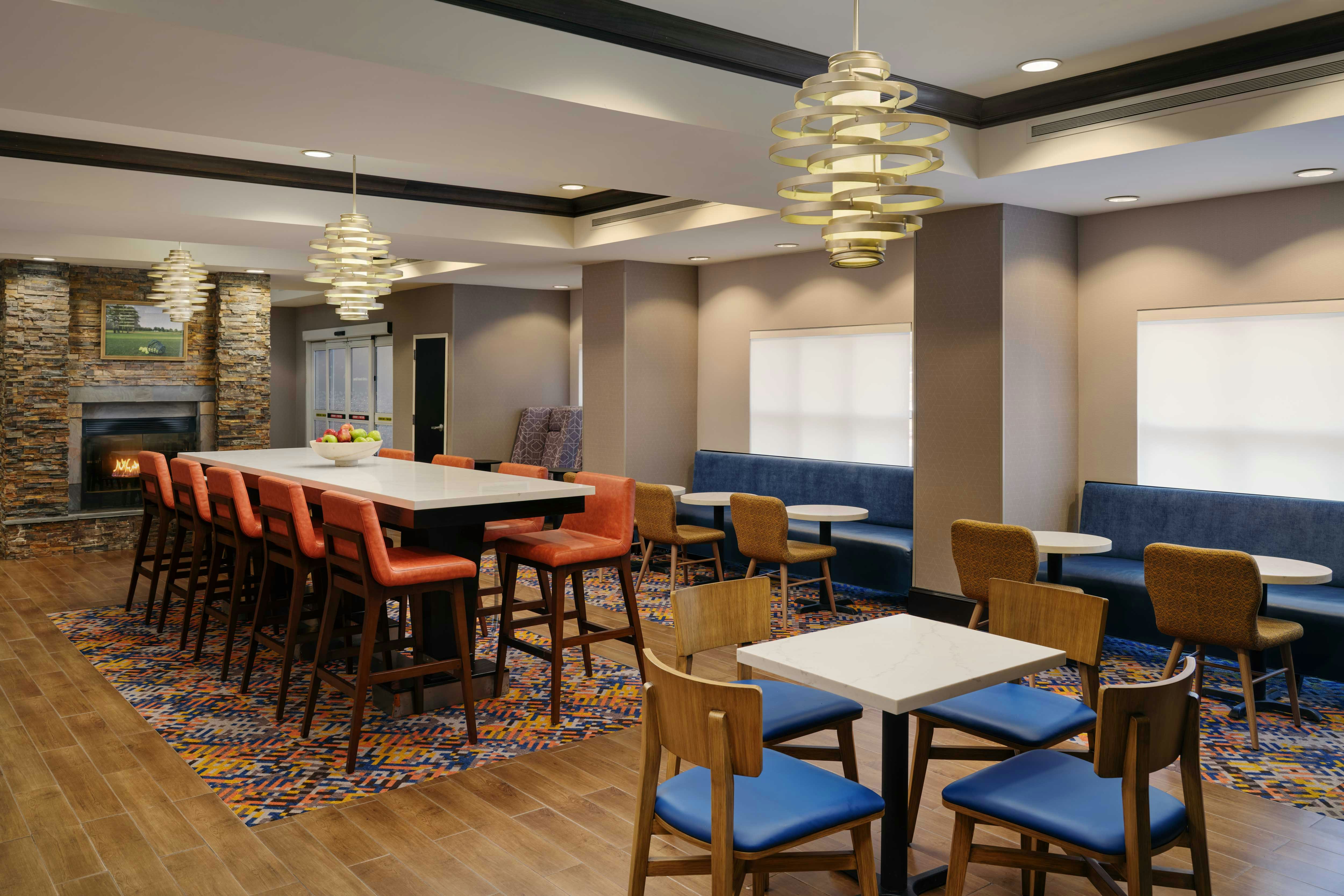 Hampton Inn Thomson 43/59