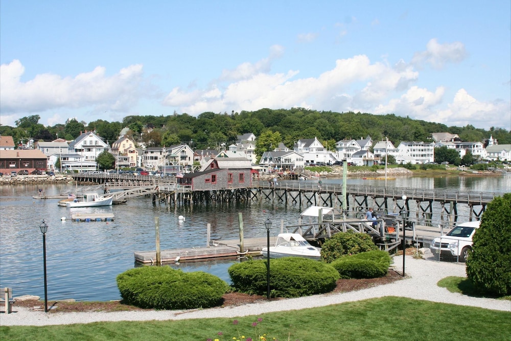 Boothbay Harbor Inn 52/69