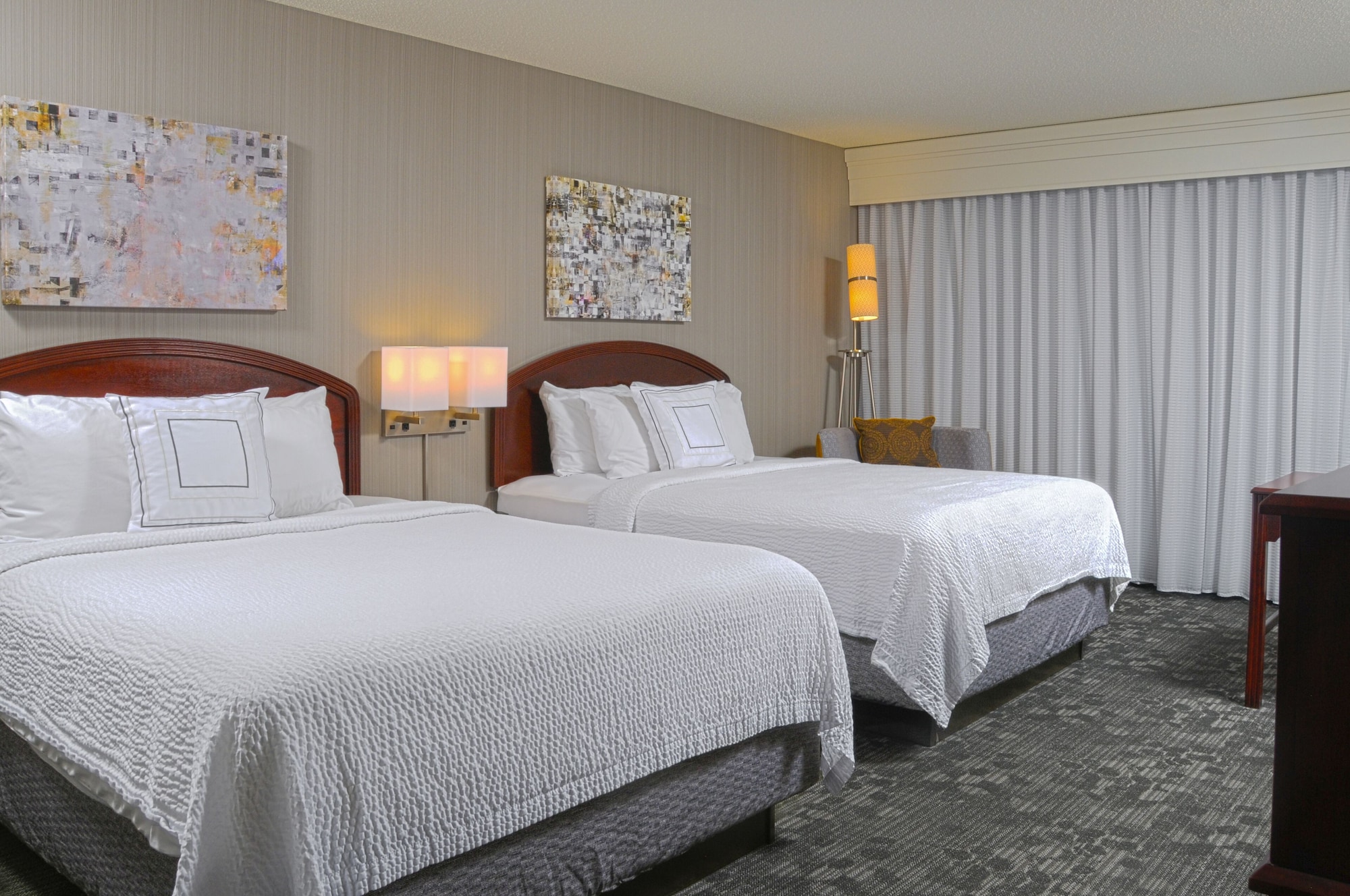 room, 2 queen beds