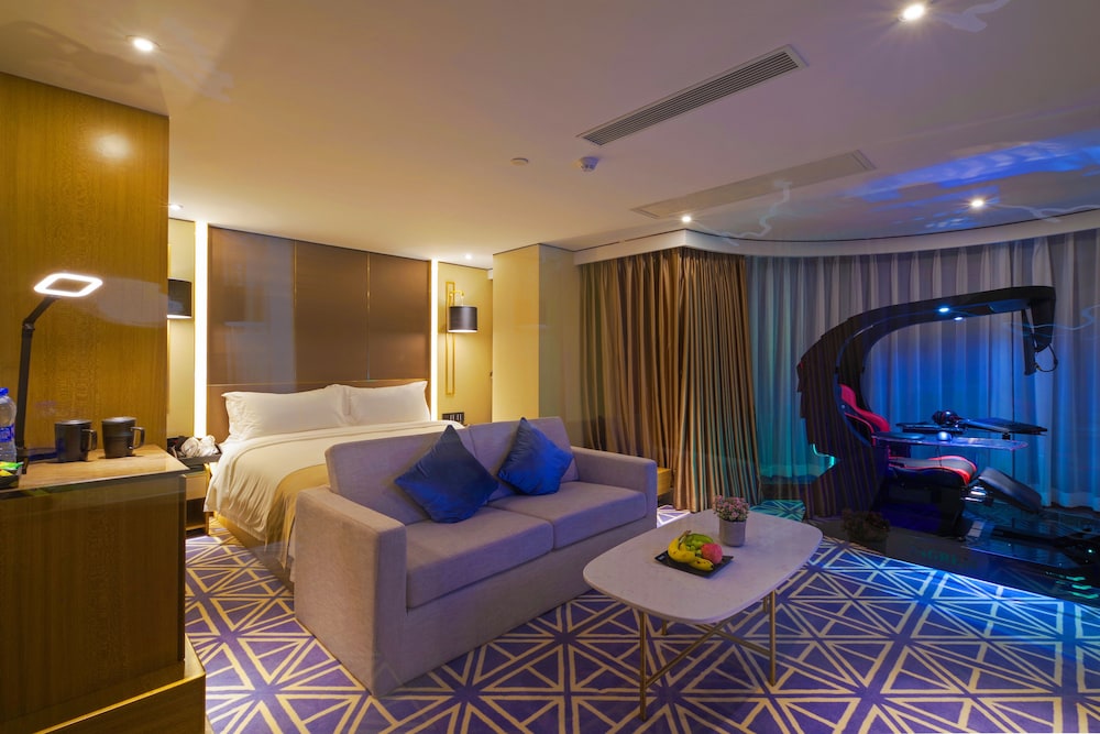 Superise Hotel 19/40