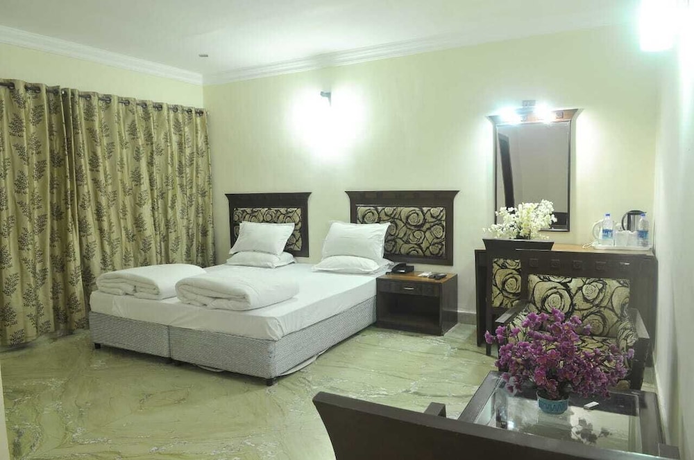 Hotel Taj Darbar 20/45
