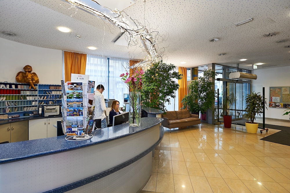 Kolping Wien Zentral Hotel 8/69