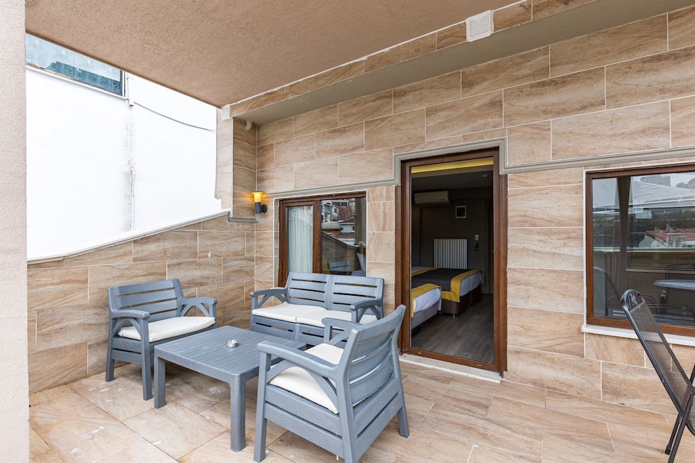 Hotel Seraglio 41/70