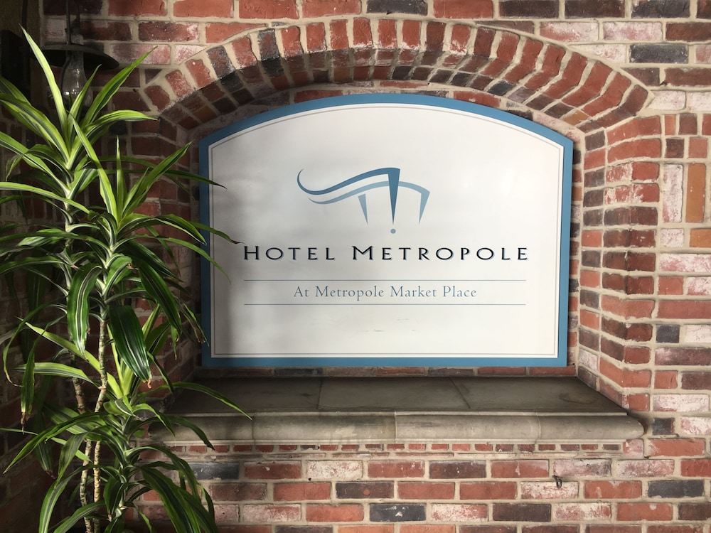 Hotel Metropole 6/51