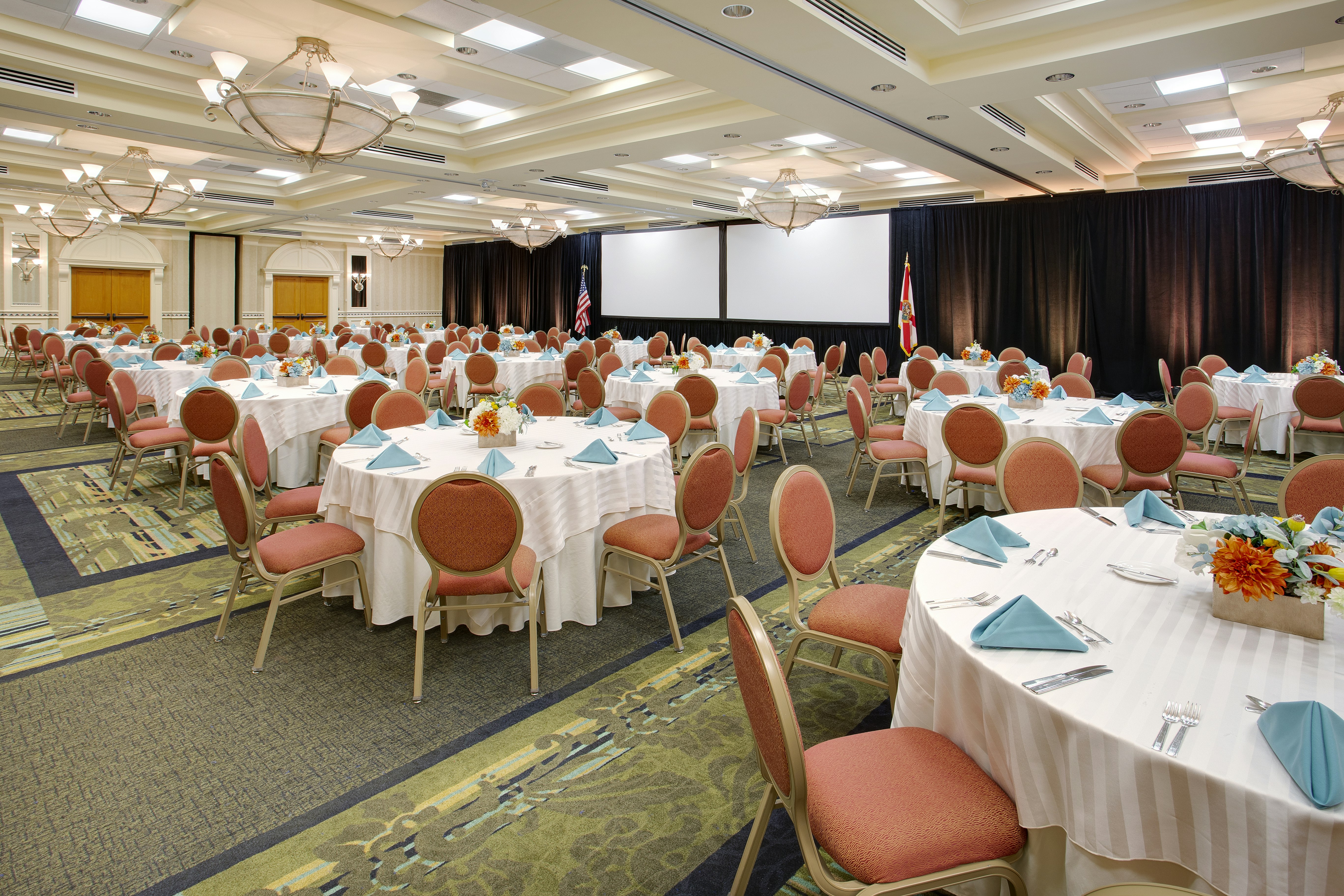 Hilton Naples 49/66