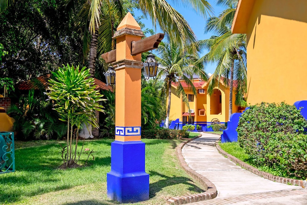 Canadian Resorts Nuevo Vallarta 25/47