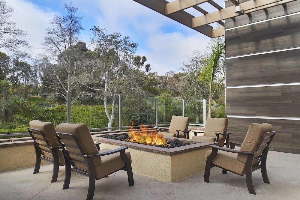 Fairfield Inn & Suites San Diego Carlsbad 34/40