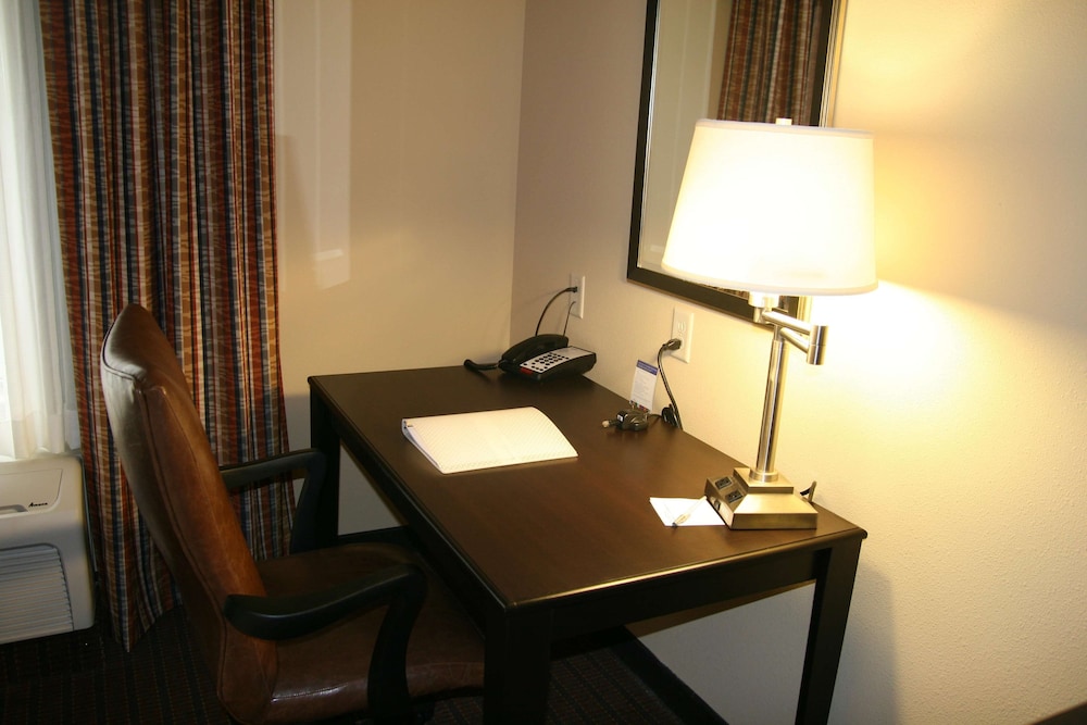 Hampton Inn La Junta 34/47