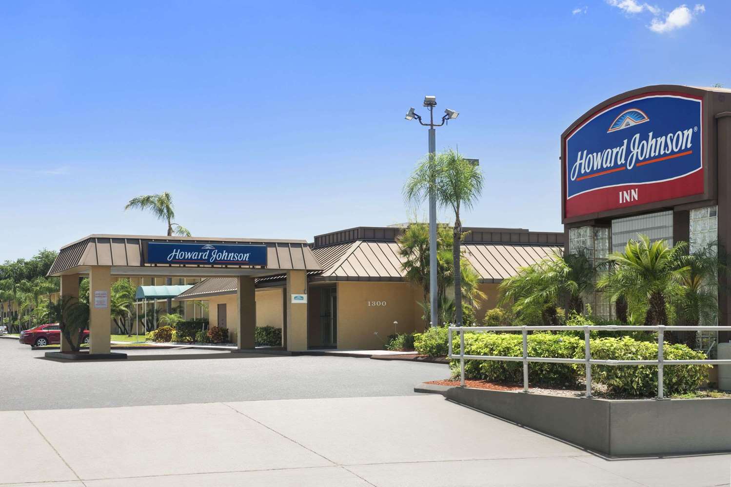 Howard Johnson By Wyndham Winter Haven Fl 2/22