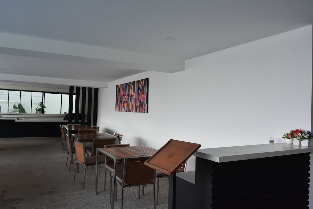 Lae Lay Suites 44/62