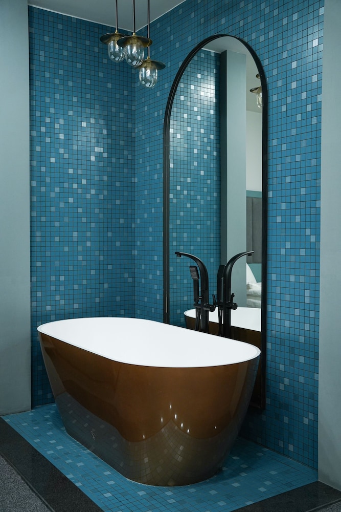 Strofi Boutique Hotel 48/50