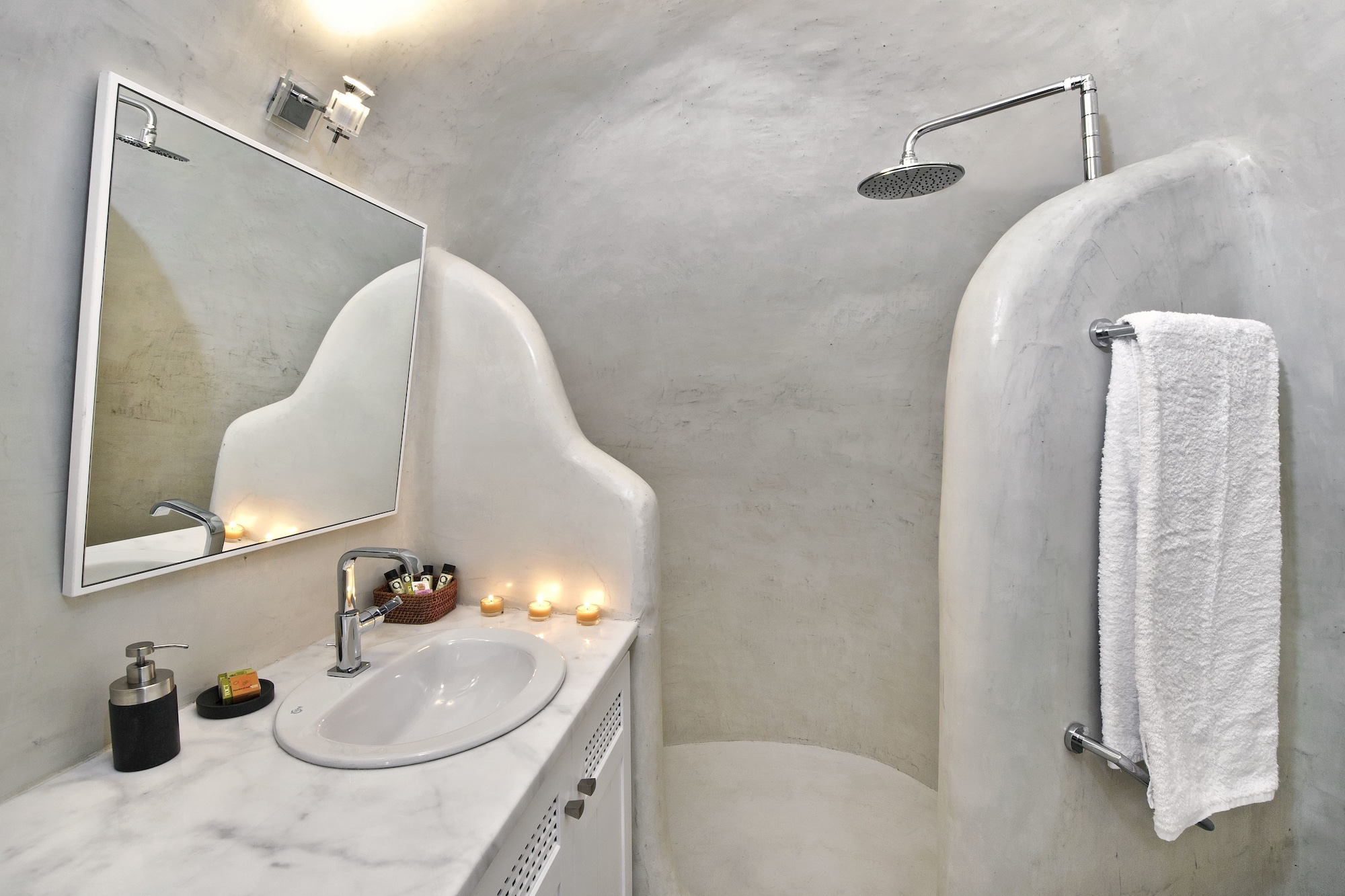 Villa, Queen Bed, Sofa, Pool Access
