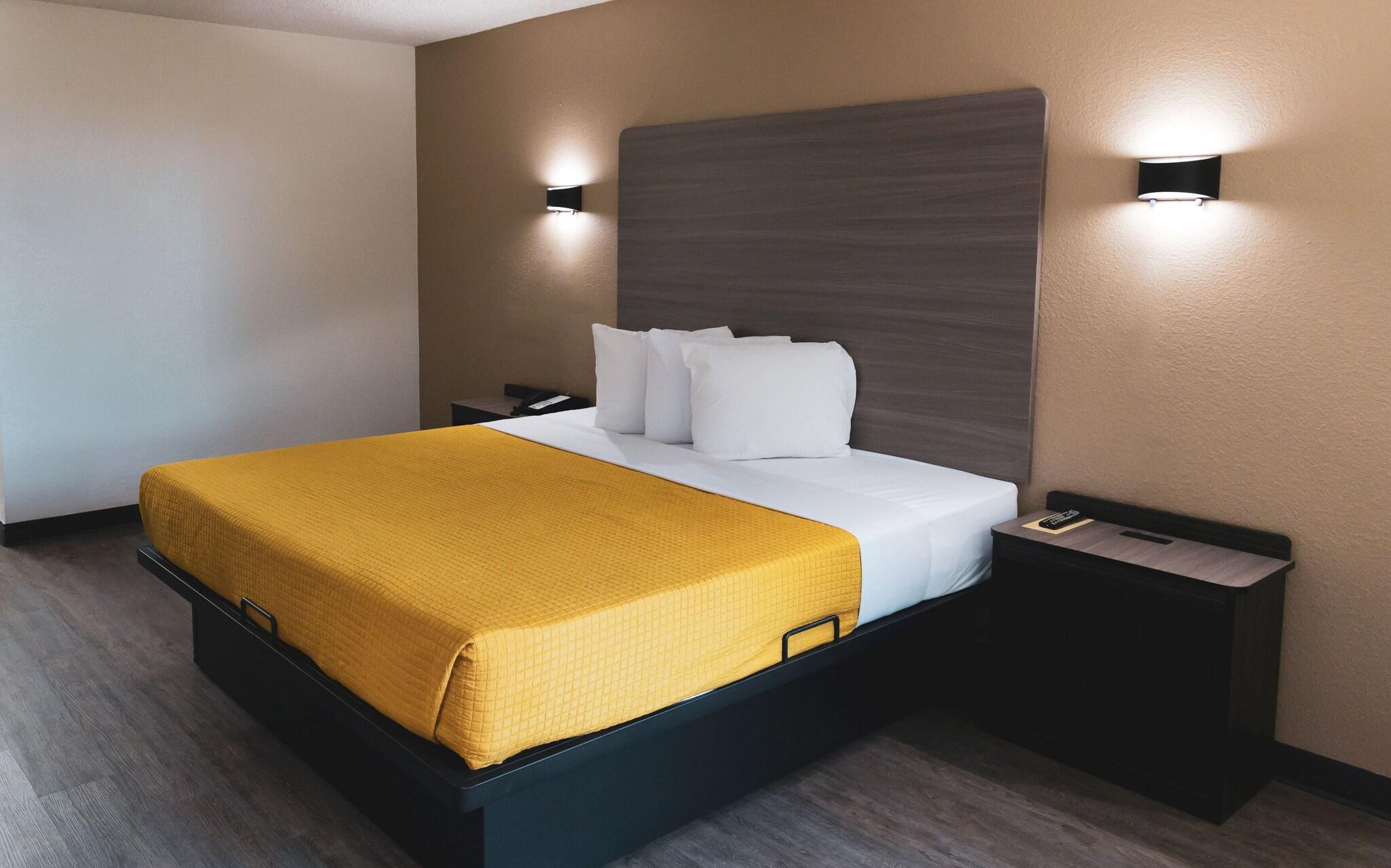 Express Inn Suites 7/29