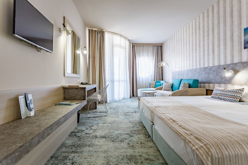 HI Hotels Imperial Resort 14/50