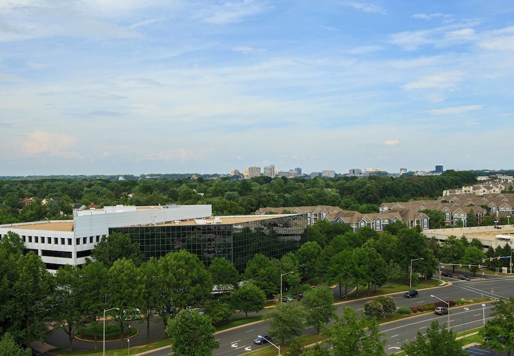 Washington Dulles Marriott Suites 18/48