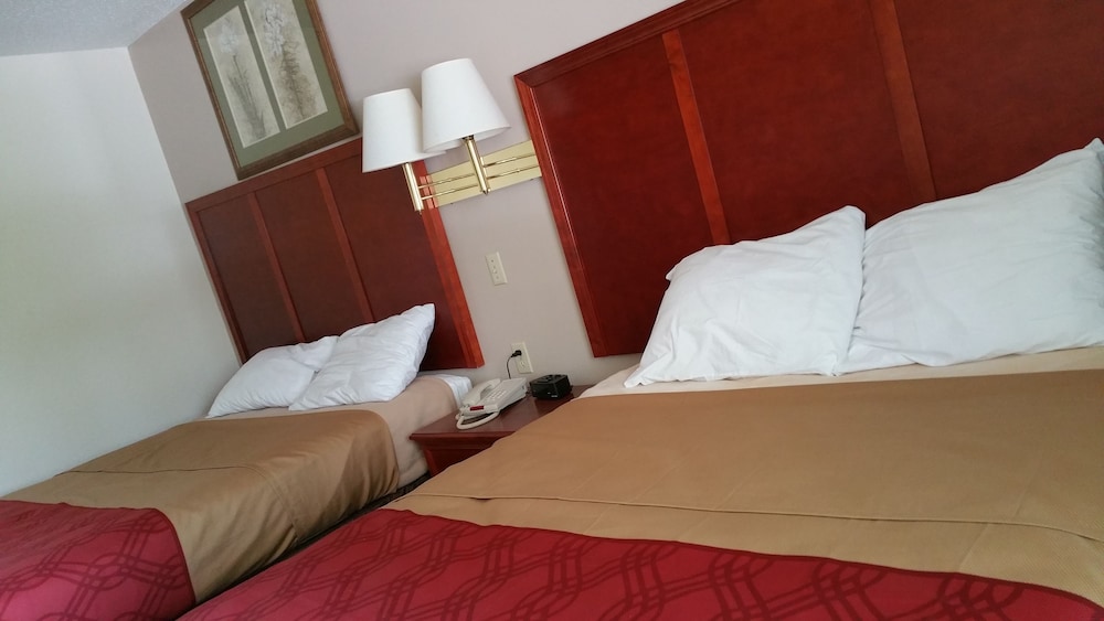 Rodeway Inn Mitchell 16/44