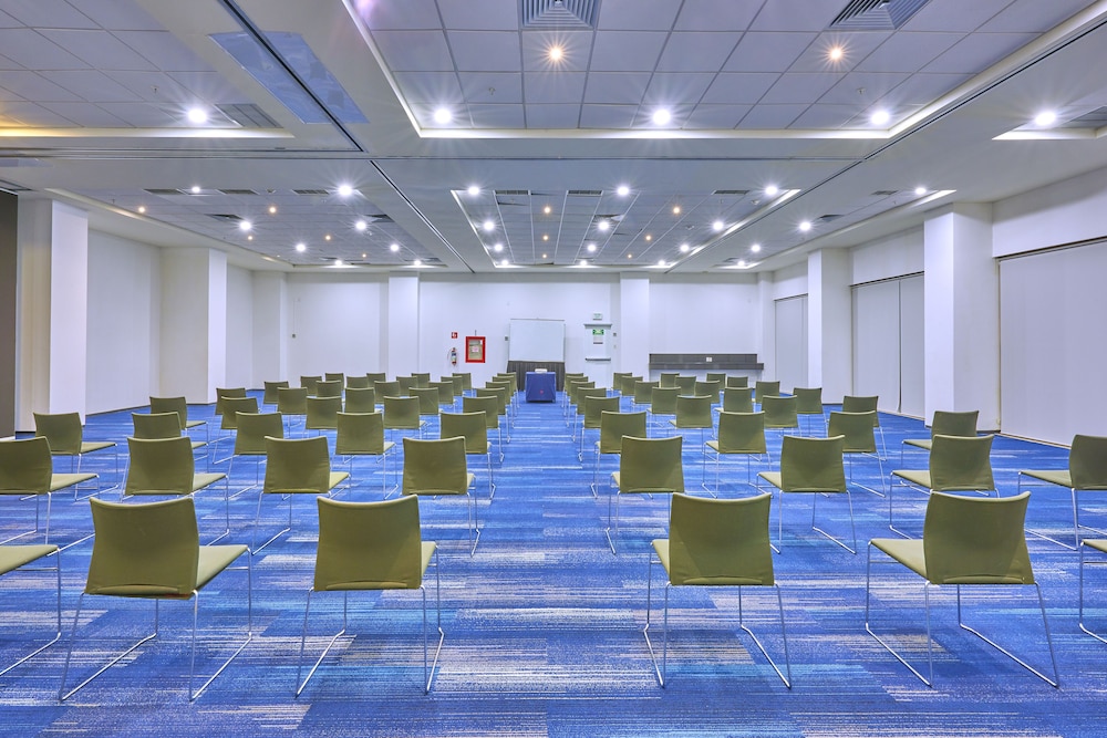 Holiday Inn Guadalajara Patria-Universidad 43/50