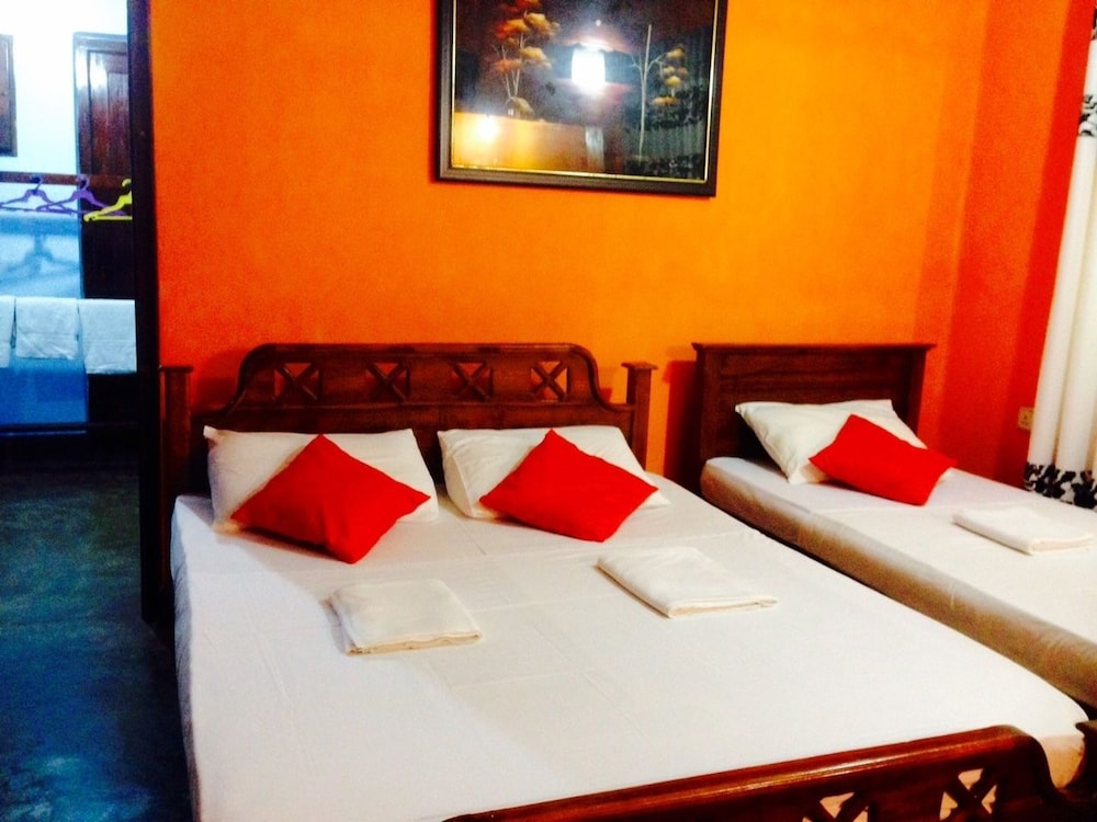 Yalegoda Walauwa Homestay 13/50