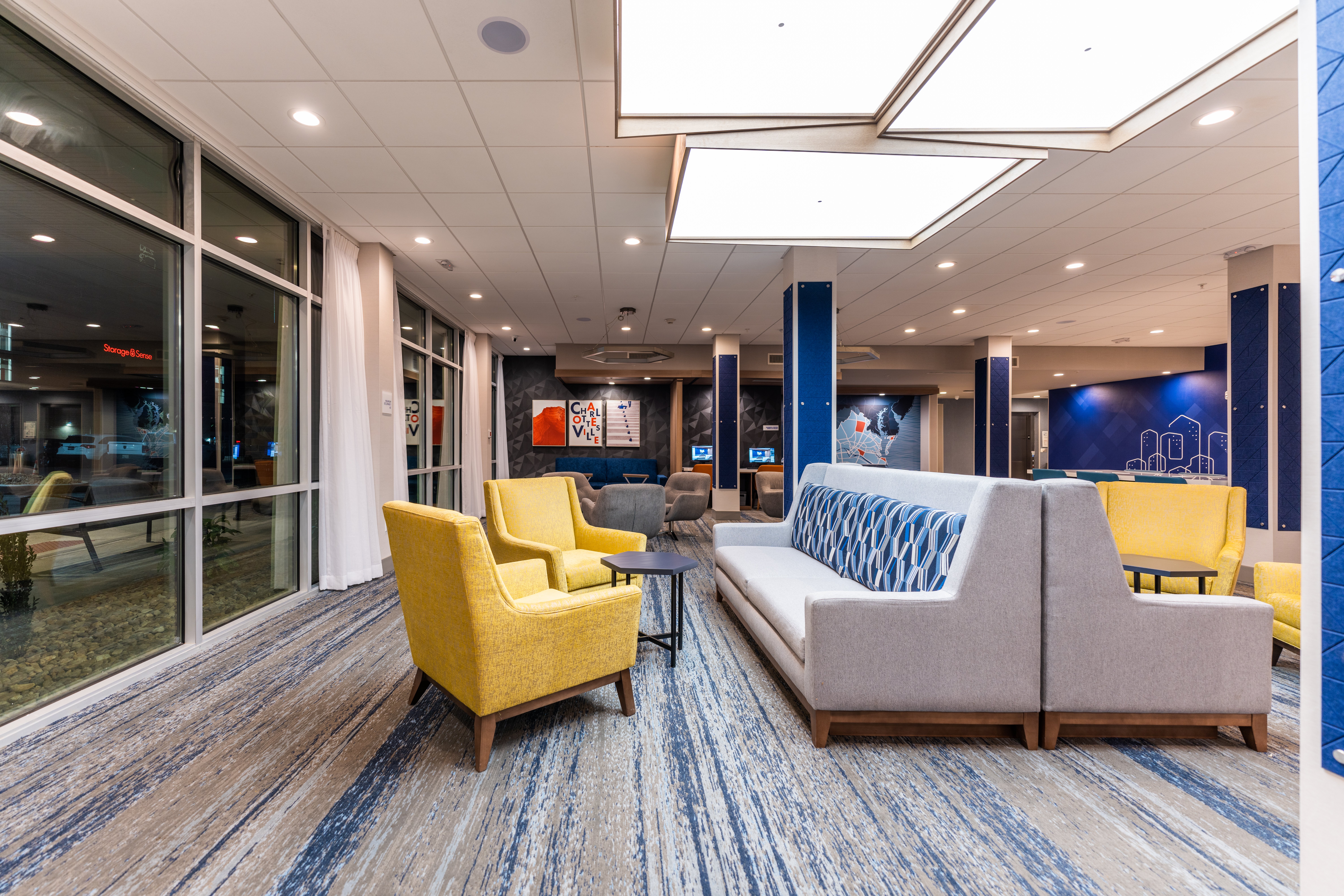 Holiday Inn Express & Suites Charlottesville - Monticello 48/65