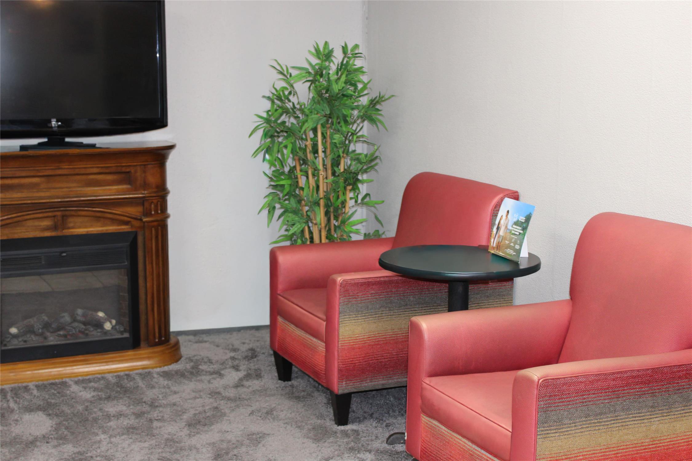 Super 8 by Wyndham Williston ND 20/30
