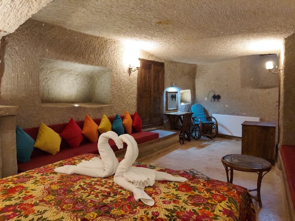 Armesos Cave Hotel 13/50