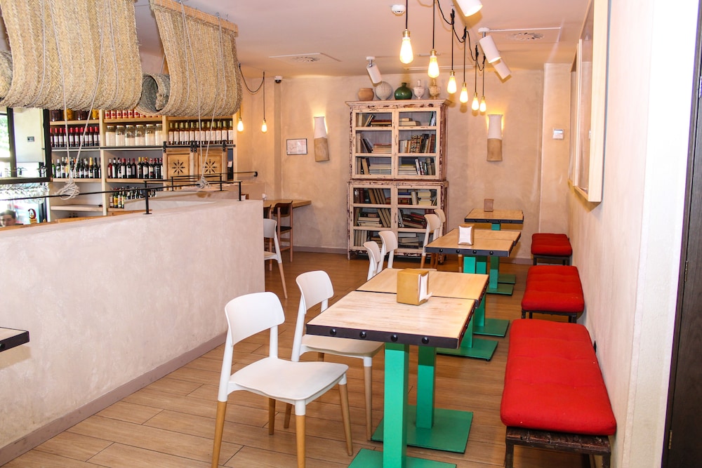 Toc Hostel Sevilla 25/34
