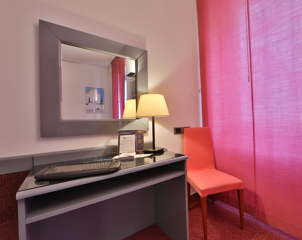 Hotel San Giusto 48/66