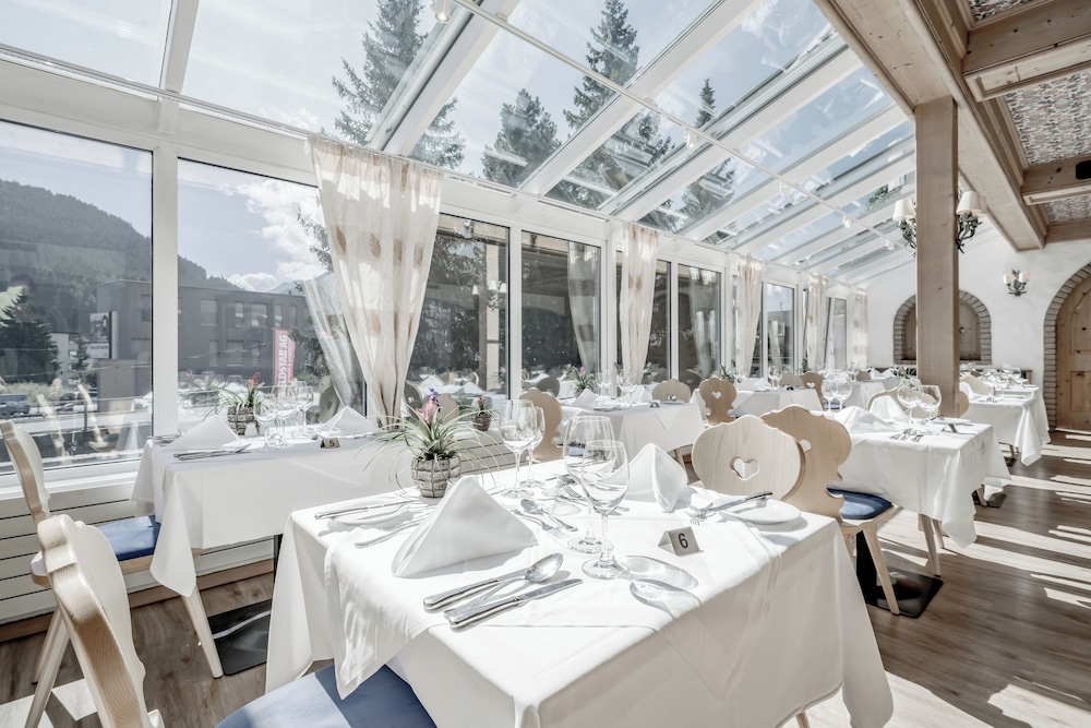 Turmhotel Victoria 34/50