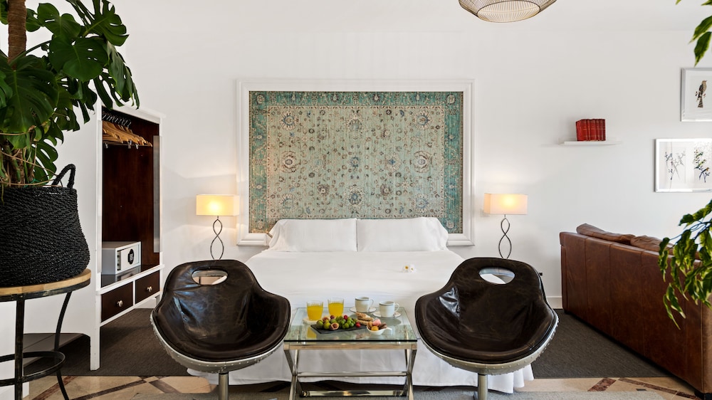 Molo 44 Suites Puerto Banus 61/85