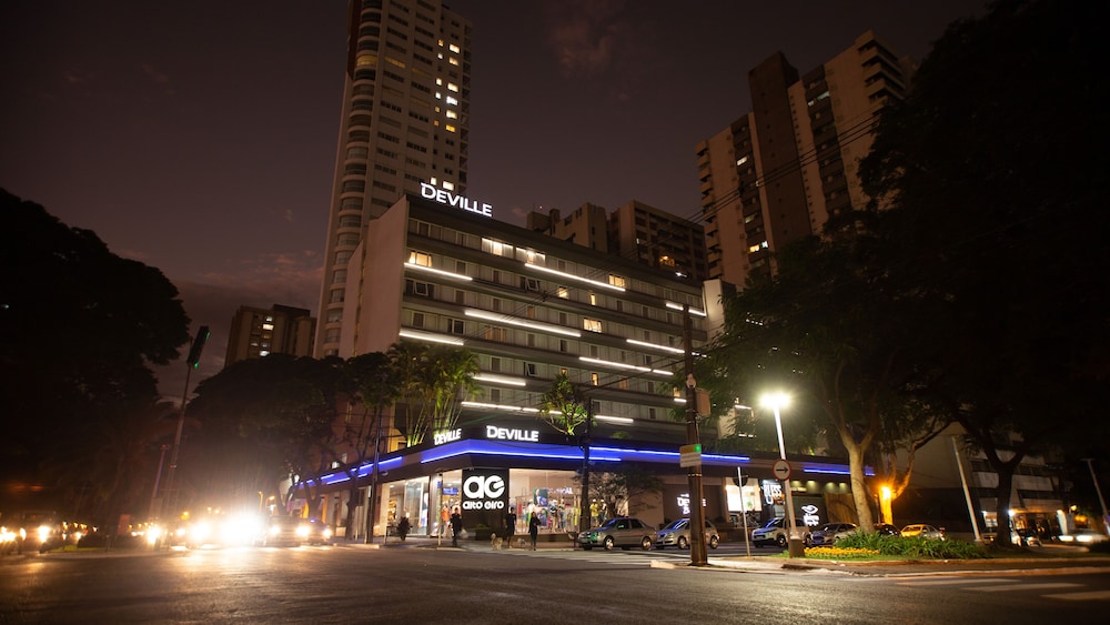 Hotel Deville Business Maringa in MARINGA