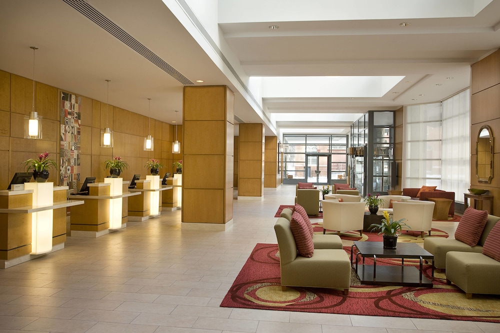 Lobby at MARRIOTT EATON CENTRE TORONTO, TORONTO