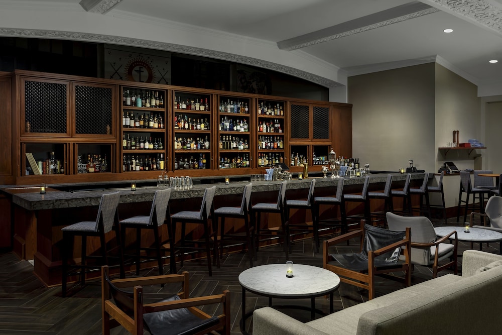 Joinery Hotel Pittsburgh, Curio Collection by Hilton 45/49