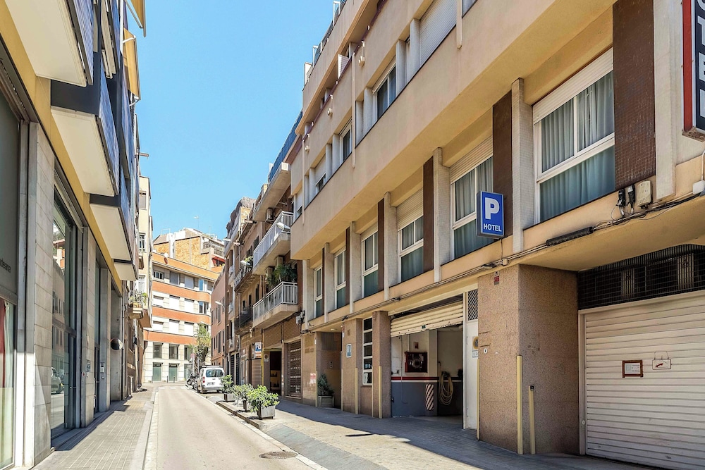 Aparthotel Bertran 98/109