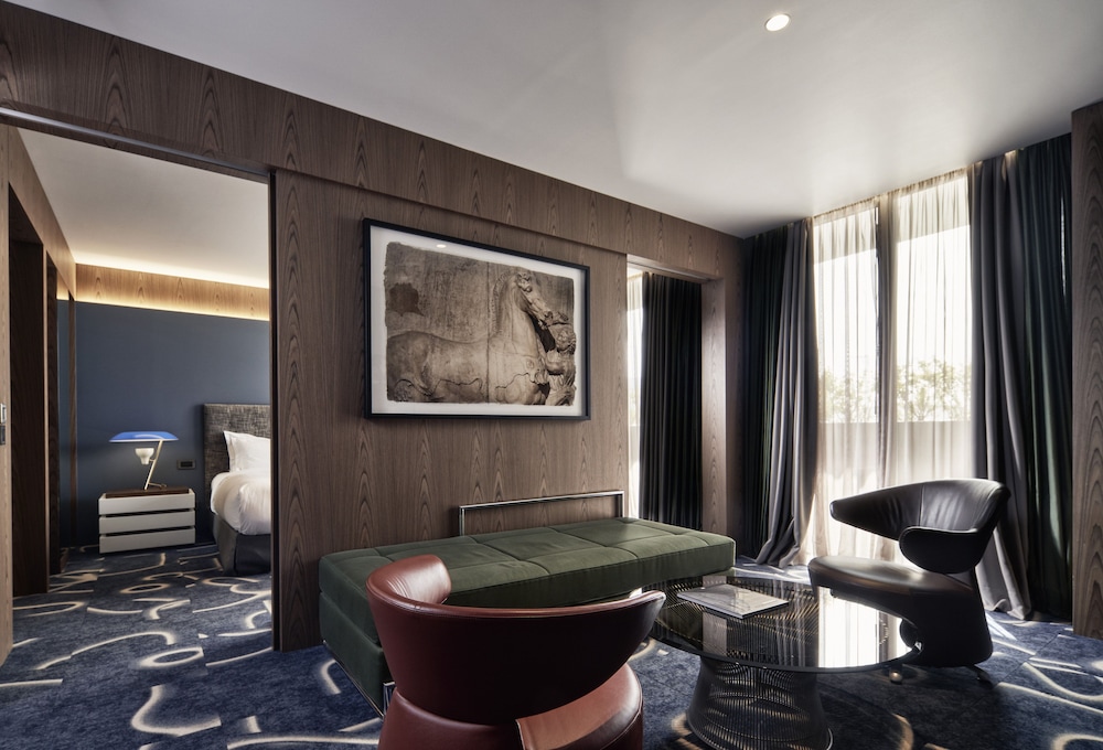 Athenswas Hotel 40/55